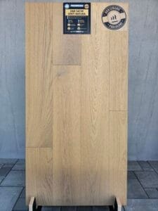 FinishDeska warstwowa, dąb Satin Grey, faza x4, szczotka, klasa Natura